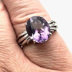 QVC Womens Ring Sterling Silver Oval Amethyst Size 6